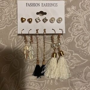 Womens bundle of earrings​​​​​​​